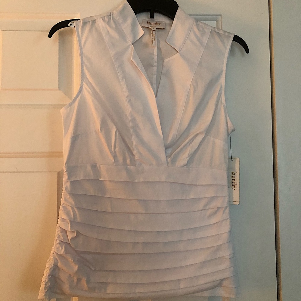 NEW, Never Worn Cotton Sleeveless White Top with hidden side zipper